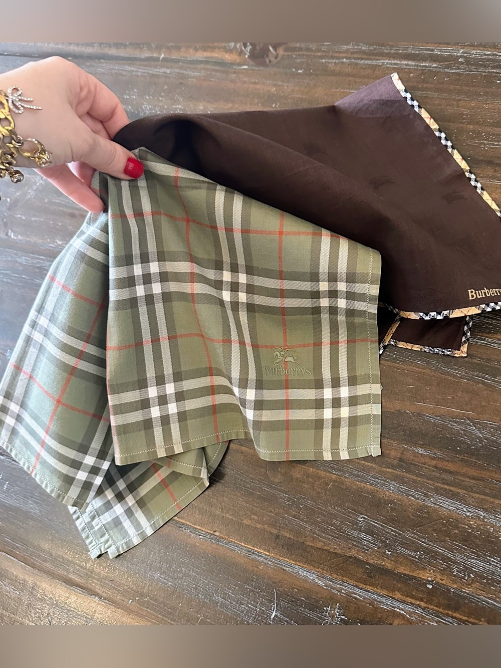 Burberry Men's Pocket Handkerchiefs a Pair Classic Neck Tie Nova House Check Sui